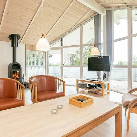 Holiday home Deluxe Holiday In Jutland With Beach Nearby Strandby